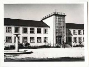 Technische Hochschule Dresden Schwachstrominstitut: Brunnen