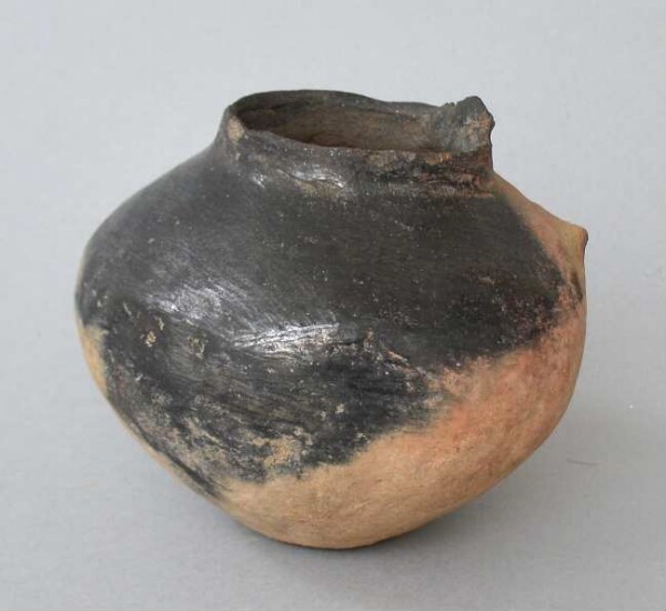 Clay vessel