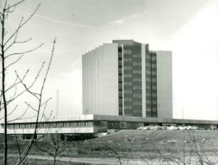 Unfallklinik, 1966