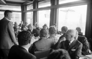 Freiburg: Restaurant Dattler; Essen für die Partnerschaftsvertreter