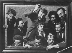 Heinrich Zille mit seinen Freunden (in einem Bilderrahmen)
