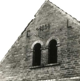 Calau-Saßleben-Reuden. Dreiseithof (1893). Stallgebäude, Giebel