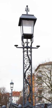 Greifenhagener Brücke / Greifenhagener Steg — Laterne (Beleuchtung)