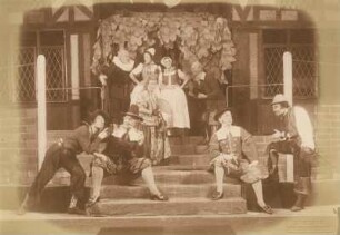 Szenenbild aus "Die lustigen Weiber von Windsor" von William Shakespeare. Dresden: Schauspielhaus, 03.10.1929