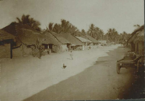 Rue dans le quartier wasuaheli de Dar es Salaam.