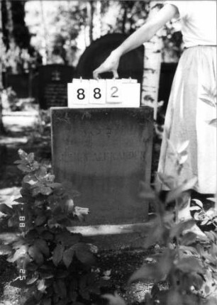 Grabstein 882