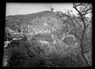 Blick Richtung Spitzer Turm, Innenstadt und Burg