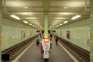 U-Bahnhof Samariterstraße; Berlin, Friedrichshain-Kreuzberg
