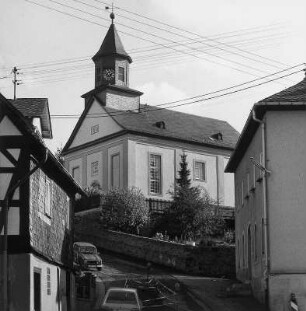 Ev. Kirche; Weinbach, Kirchstraße 4