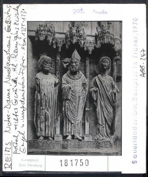 Reims, Kathedrale: Nordquerhaus, Sixtusportal, rechtes Gewände, Hl. Remigius, um 1225-1230