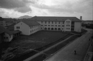 Freiburg: Lortzingschule; Ansicht von Norden; oben