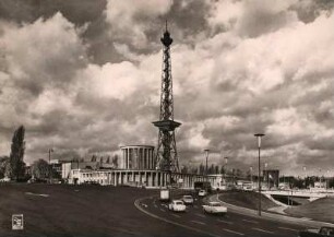 Berlin, Funkturm 150 m mit Ausstellungsgelände