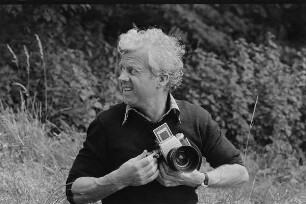 Höfgen. Akt-Pleinair 1979. Günter Rössler beim Fotografieren