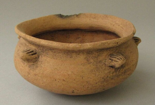 Clay vessel