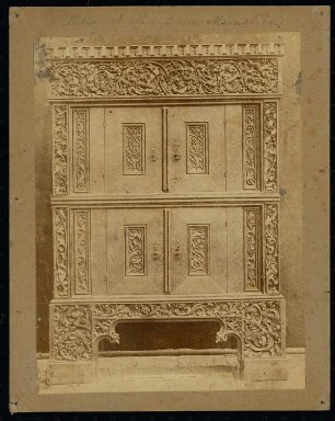 Bayerisches Nationalmuseum, München: Sakristeischrank aus Nürnberg