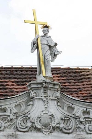Neuer Ebracher Hof — Statue