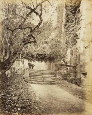 Studien am Heidelberger Schloss: Treppe mit Balkon