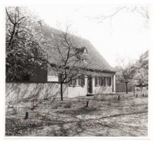 Siedlung Lendelsches Gelände, Potsdam-Bornstedt: Wohnhaus (Thunert, Baur ?) Vorderansicht