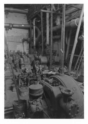 Industrie-Kraftwerk. Maschine 5, Pumpenraum : Lauta (Niederlausitz). Industrie-Kraftwerk. Maschine 5, Pumpenraum