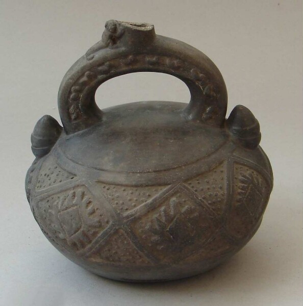 Clay vessel