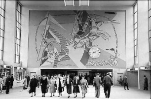 Heidelberg: Relief im neuen Hauptbahnhof