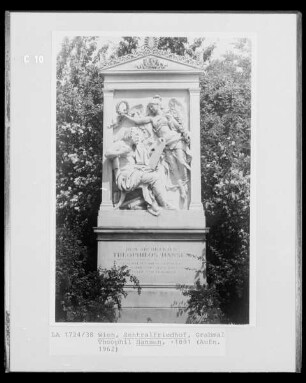 Grabmal Theophil Hansen, verstorben 1891