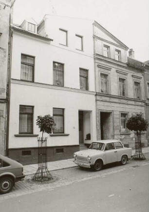 Markneukirchen (Vogtlandkreis), Doppelwohnhaus (um 1850, teilweise verändert), Albertstraße 13/15, Straßenansicht