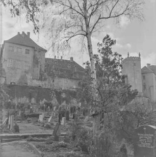Bautzen : Bautzen. Blick vom Nikolaifriedhof zum Matthiasturm der Ortenburg