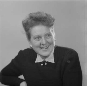Porträtaufnahmen der Schauspielerin Ruth Baldor : Porträt der Schauspielerin Ruth Baldor