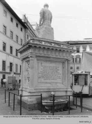 Denkmal für Giovanni delle Bande Nere