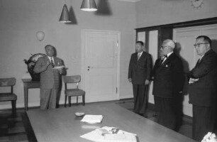 Feiburg: Oberpostdirektion; Staatssekretär Dr. Steinmetz, Bonn