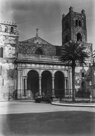 Monreale. Kathedrale Santa Maria la Nuova. Westfassade