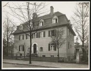 Landhaus Prof. Reinhold Rüdenberg, Berlin-Grunewald: Straßenseite