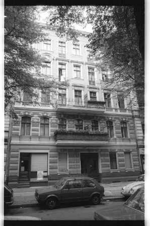 Kleinbildnegative: Mietshaus, Frankenstr. 15, 1981