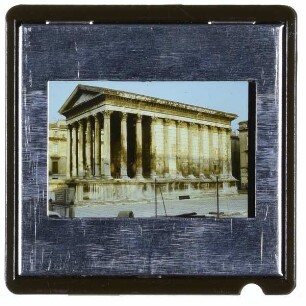 Nîmes, Maison Carrée