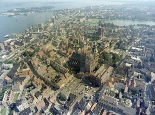 Östliche Altstadt von Stralsund : Blick vom Alten Markt Richtung Südosten