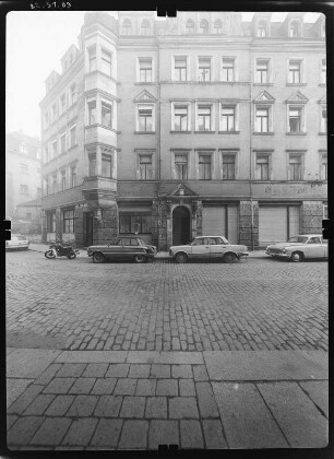 Dresden-Neustadt, Obergraben 10. Wohnhaus mit Läden (um 1880/1890). Straßenfront