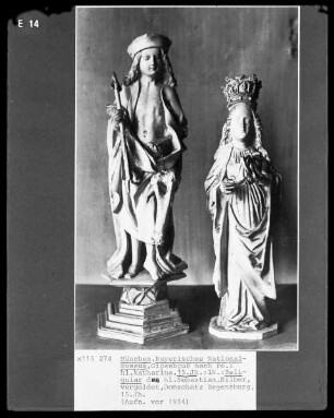 Gipsabguss nach der Statue der hl. Katharina (rechts) und Reliquiar des hl. Sebastians aus dem 15. Jahrhundert im Domschatz Regensburg