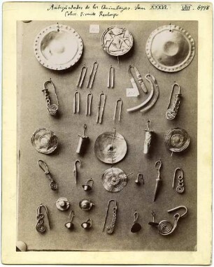 Goldobjekte aus der Sammlung Vicente Restrepo, Antigüedades de los Quimbayas Lam. XXXVI