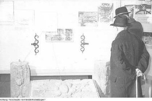 Dresden, Neues Rathaus, Dr.-Külz-Ring 19. Lichthof, Ausstellung präsentiert Vorschläge und Anregungen für den Wiederaufbau Dresdens, 1952