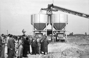 Achern: Materialhochbehälter; Abfüllanlage