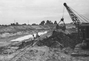Bau der Schleuse Landesbergen/Weser