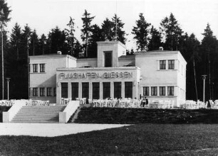 Ehemaliger Zivilflughafen Gießen; Gießen, Am Alten Flughafen 1