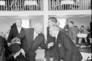 Freudenstadt: Kurhaus; Minister Veit verabschiedet sich (Präsident Neinhaus)