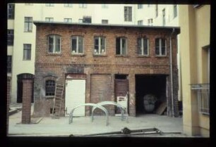 Diapositiv: Adalbertstr. 80, 1983