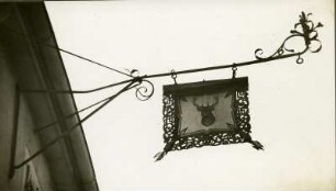 Wirtshausschild "Zum Hirsch", Schmiedeeisen