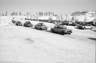 Schauinsland: Autopark-Kolonne am Schauinsland