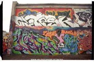 GRoTeSK