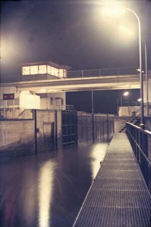 Schleuse Petershagen/Weser