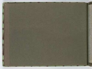 Albumseite (unbestückt) : Reisealbum Nordböhmen. Textileinband mit Kordelbindung; 20,7 x 28,3 x 1,8 cm (um 1925/1930). Dresden: SLUB/DF 2017.C.75
